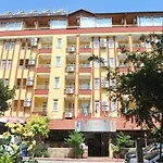 Best House Apart 2