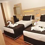 فندق House 3*