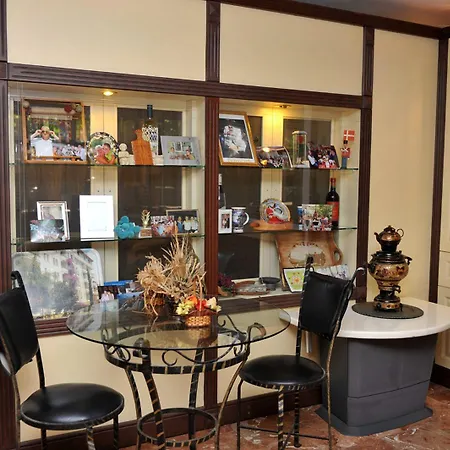 House 酒店 阿拉尼亚