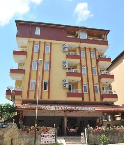 מלון House אלאניה