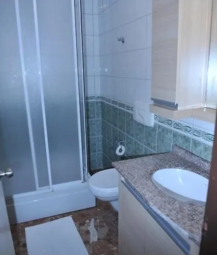 House 3* אלאניה