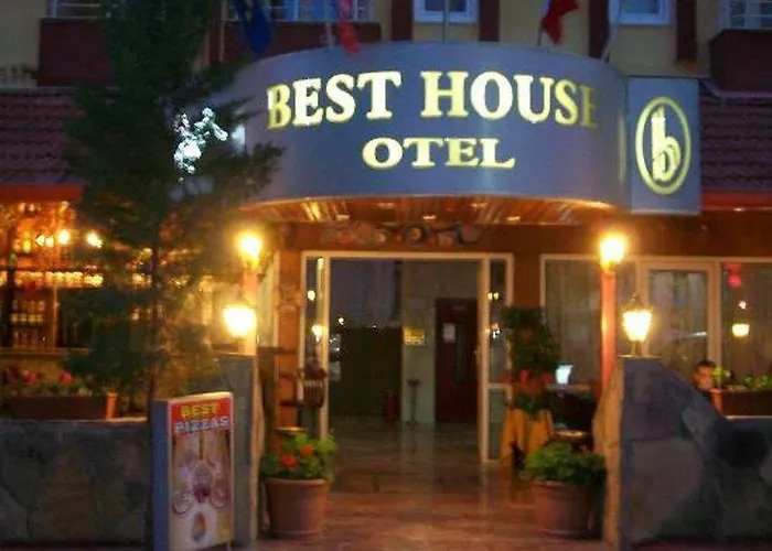 Hotel House 3*